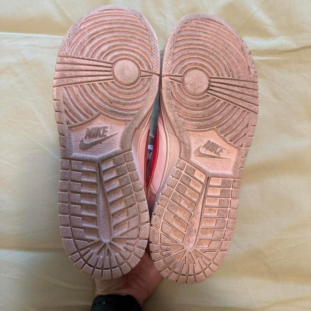 NIKE dunks hot pink and light pink design 7Y - Picture 3 of 5